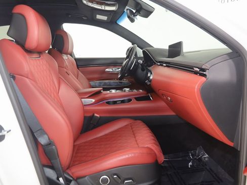 Used 2022 Genesis GV70 3.5T Sport w/ Sport Advanced Package image 14