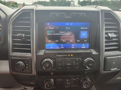 Used 2020 Ford F150 XLT AWD/4WD image 12