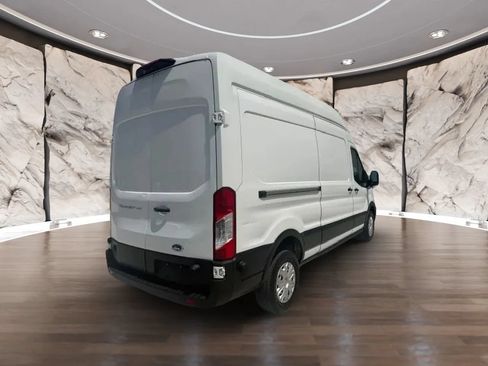 Used 2024 Ford Transit 250 148 High Roof w/ Load Area Protection Package RWD image 4