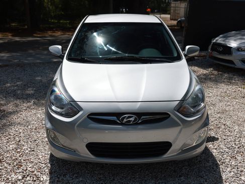 Used 2013 Hyundai Accent GLS w/ Premium Pkg FWD image 23