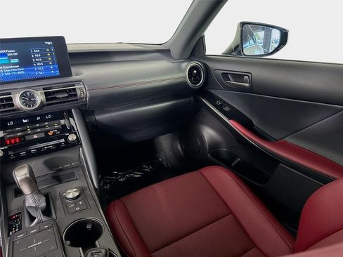 Used 2022 Lexus IS 300 RWD image 23