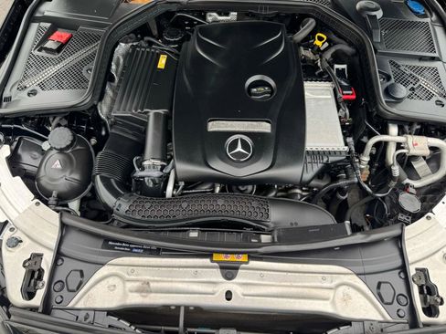 Used 2015 Mercedes-Benz C 300 4MATIC Sedan image 42