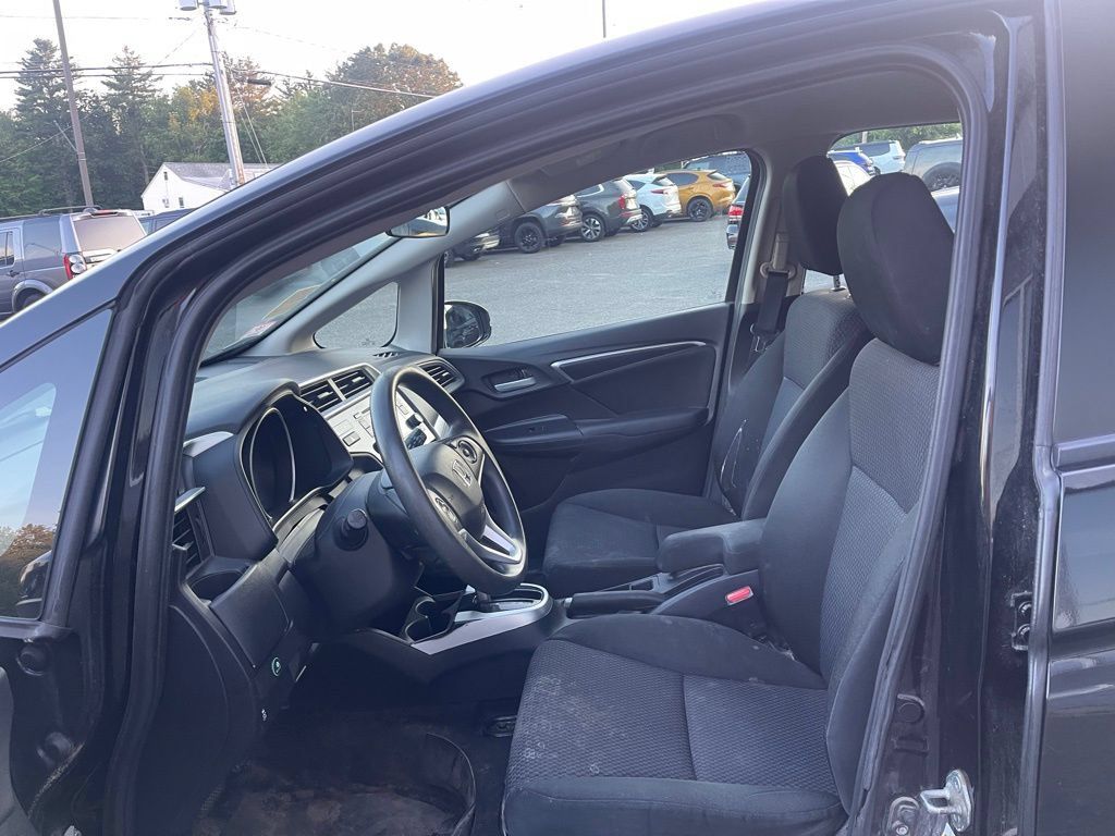 Used 2019 Honda Fit LX image 9