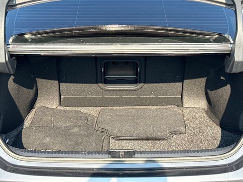 Used 2025 Lexus ES 300h w/ Premium Package FWD image 34
