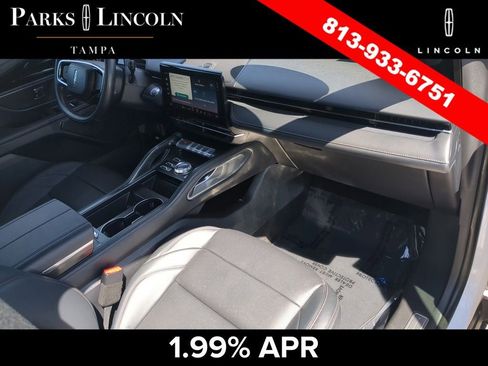 Certified 2024 Lincoln Nautilus Premier w/ Jet Appearance Package AWD/4WD image 10