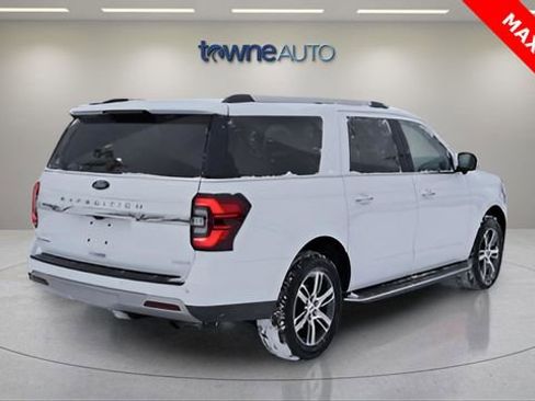 Used 2023 Ford Expedition Max Limited image 5