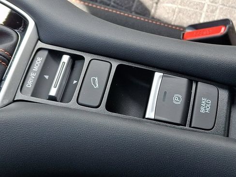 Certified 2024 Honda HR-V Sport image 29