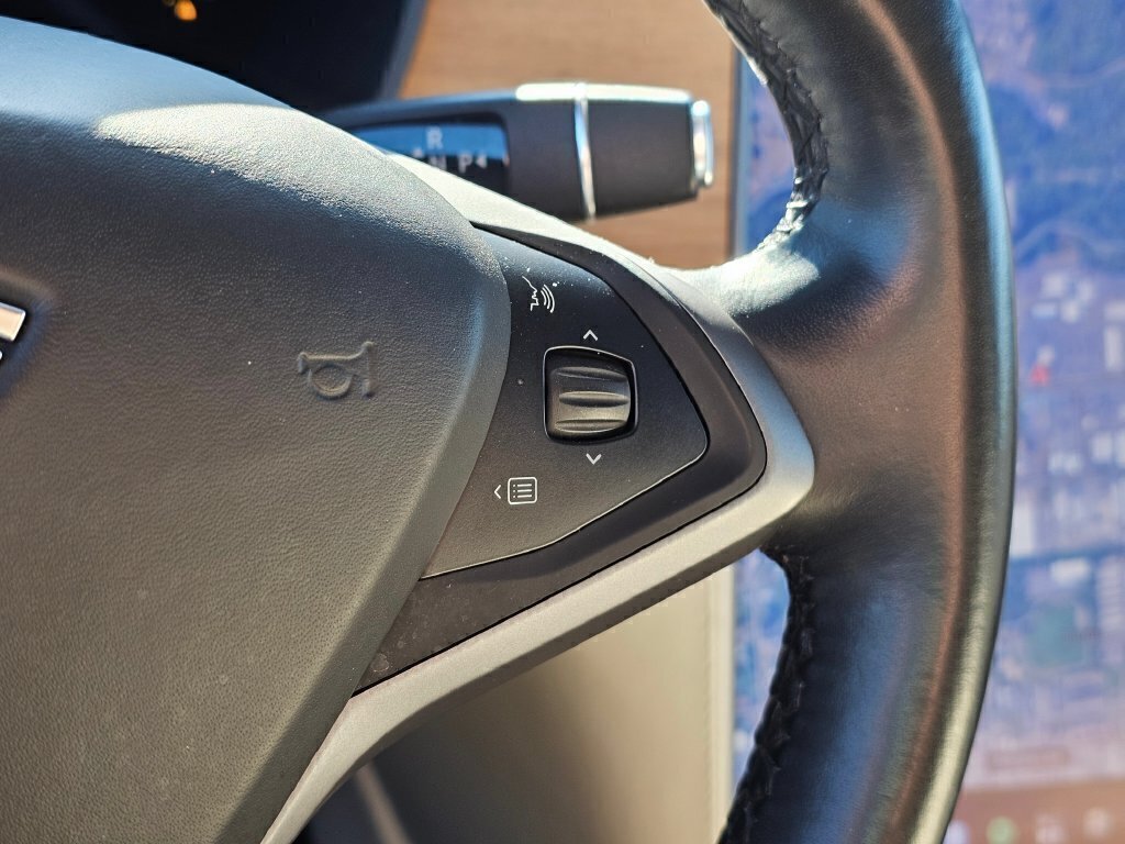 Used 2020 Tesla Model X Long Range AWD/4WD image 28