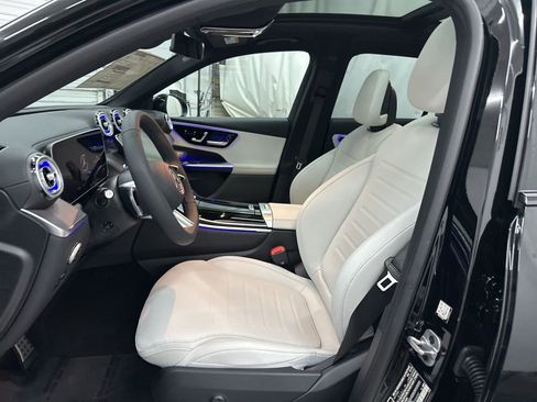 Used 2026 Mercedes-Benz GLC 300 GLC 300 image 19
