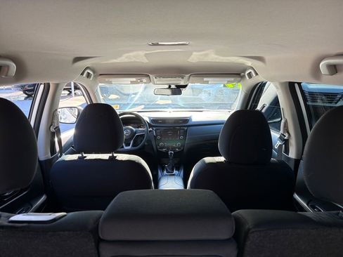 Certified 2019 Nissan Rogue S image 30