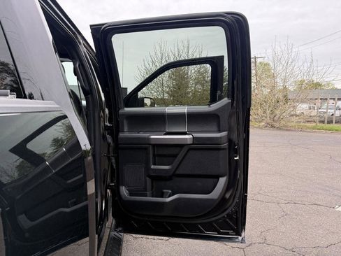 Used 2018 Ford F150 XLT w/ Equipment Group 302A Luxury AWD/4WD image 22