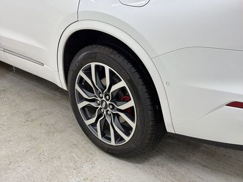 Certified 2025 Cadillac XT6 Sport w/ Platinum Package image 17