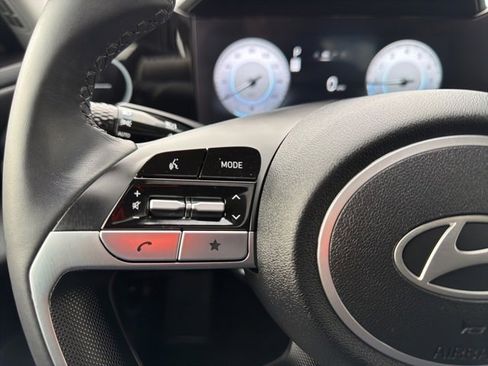 Certified 2024 Hyundai Elantra SEL w/ Convenience Package image 20