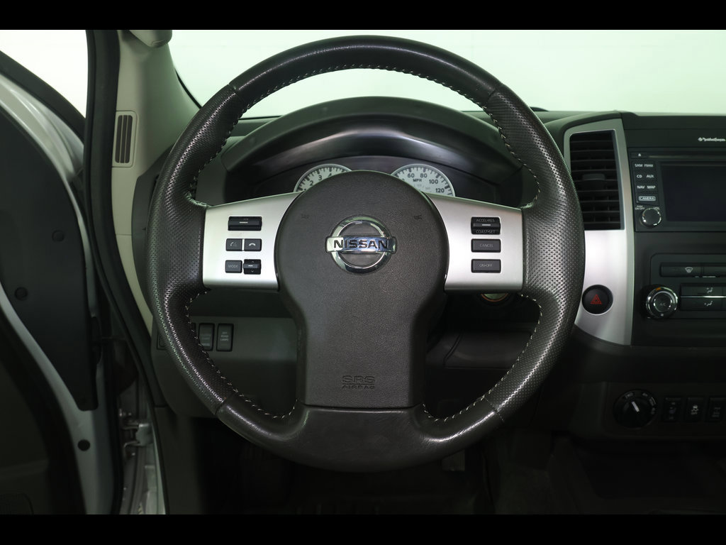 Used 2015 Nissan Xterra PRO-4X AWD/4WD image 14