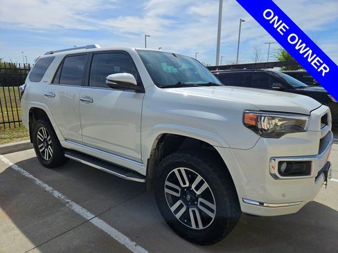 Used 2019 Toyota 4Runner Limited w/ Four Season Floor Mat Package image 4