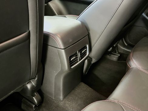 Used 2025 MAZDA CX-5 Carbon Edition image 29