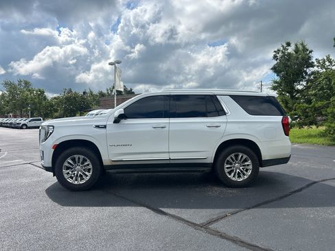 Used 2022 GMC Yukon SLT RWD image 4