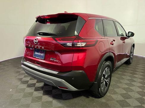 Used 2023 Nissan Rogue SV image 7