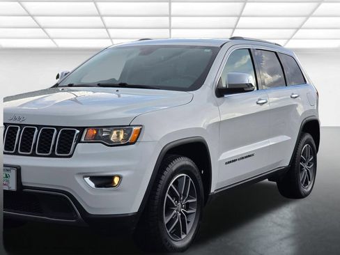 Used 2017 Jeep Grand Cherokee Limited w/ Trailer Tow Group IV AWD/4WD image 52