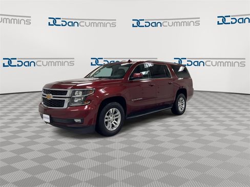Used 2019 Chevrolet Suburban LT image 4