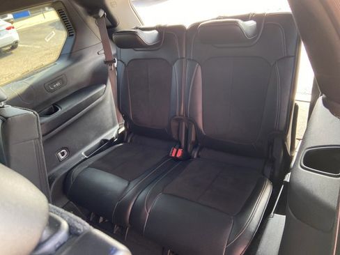 Used 2024 Jeep Grand Cherokee L Laredo image 45