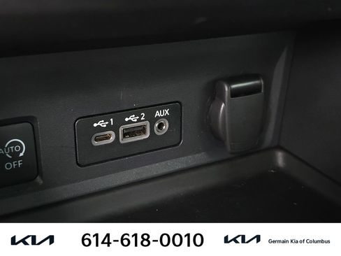 Used 2024 Nissan Sentra SV FWD image 30