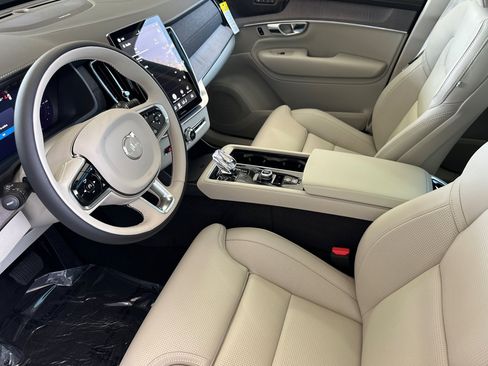 New 2026 Volvo XC90 T8 Ultra w/ Lounge Package AWD/4WD image 7