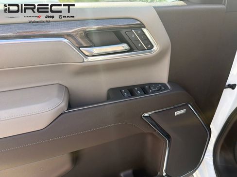 Used 2024 Chevrolet Silverado 1500 LTZ w/ Technology Package AWD/4WD image 19