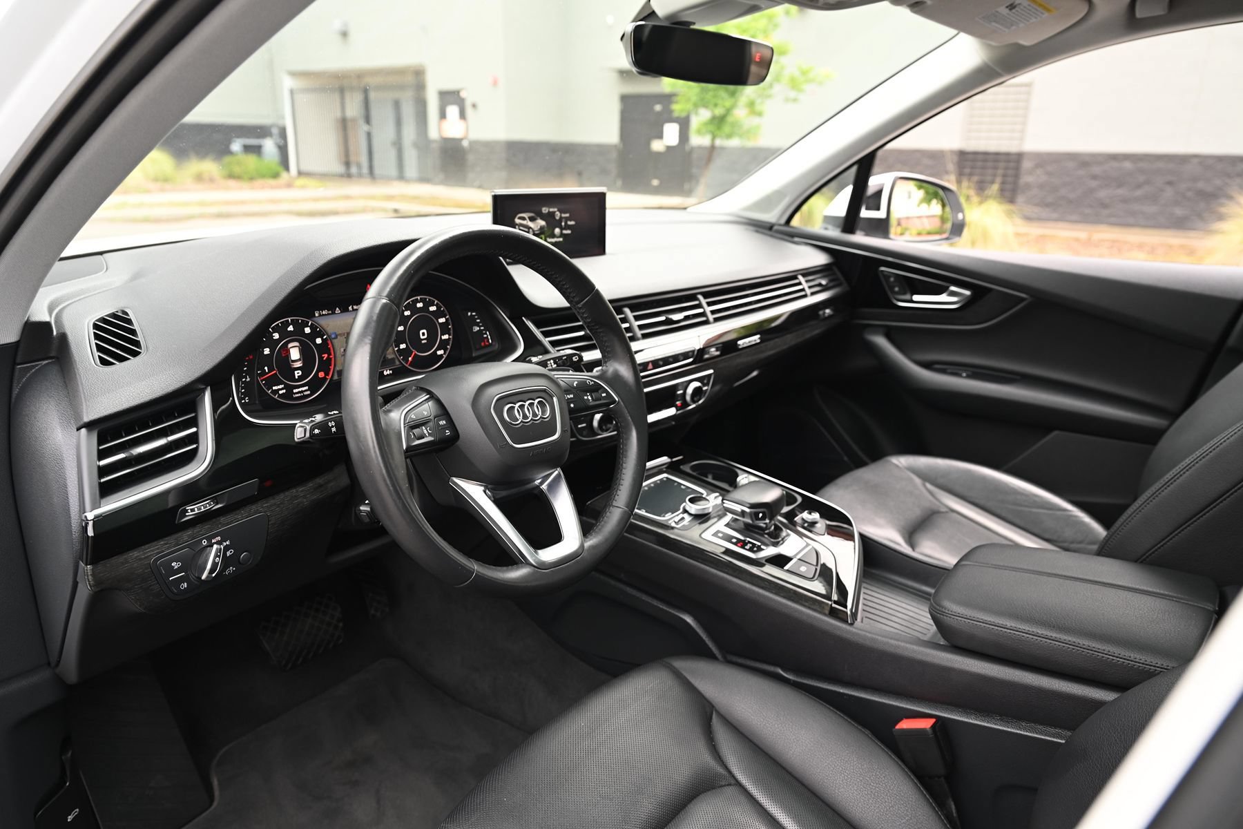Used 2019 Audi Q7 3.0T Premium Plus w/ Premium Plus Package AWD/4WD image 12