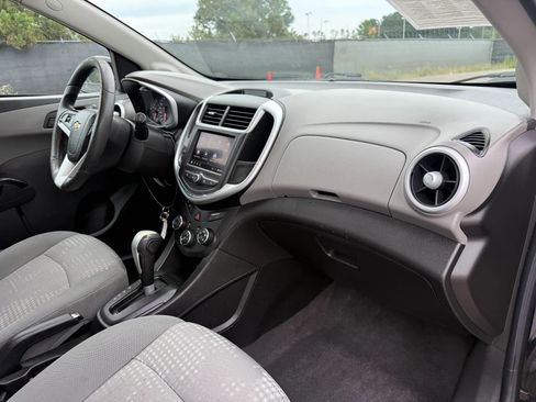 Used 2020 Chevrolet Sonic LT FWD image 19