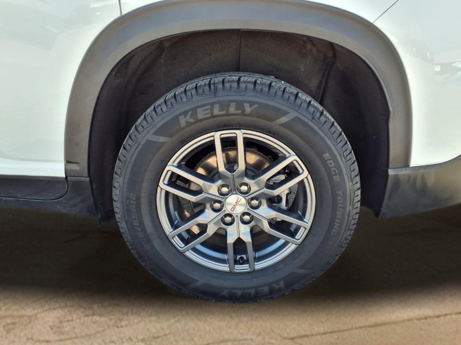 Used 2025 GMC Acadia Elevation AWD/4WD image 26