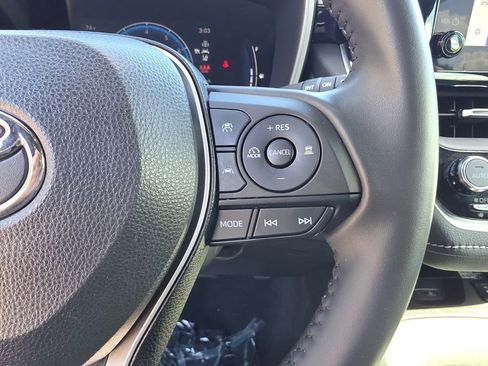 Used 2023 Toyota Corolla XSE image 28