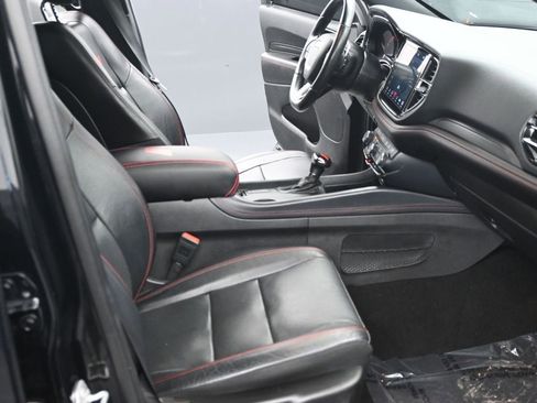 Used 2023 Dodge Durango R/T image 18