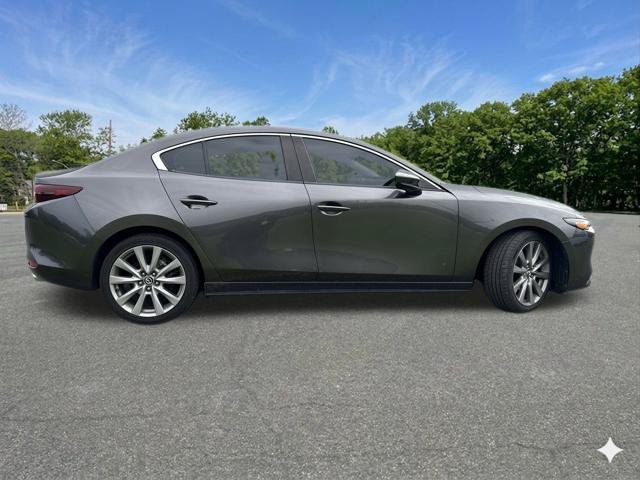 Used 2020 MAZDA MAZDA3 Sedan w/ Select Package FWD image 9