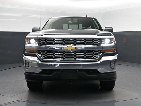 Used 2017 Chevrolet Silverado 1500 LT w/ All Star Edition AWD/4WD image 10