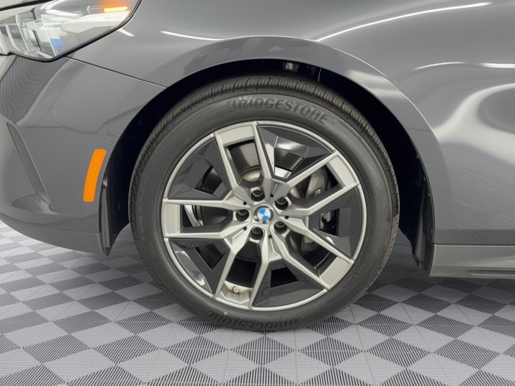 Certified 2026 BMW 530i RWD image 13