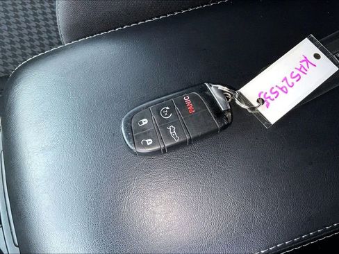 Used 2019 Dodge Charger R/T RWD image 14