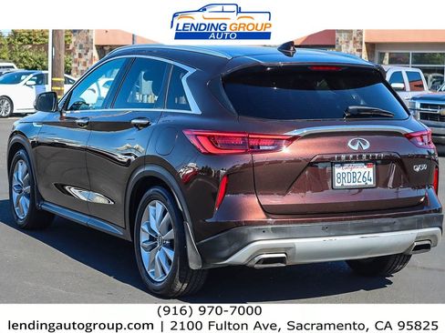 Used 2020 INFINITI QX50 Luxe w/ Navigation Package image 2