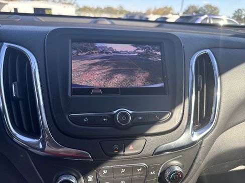 Used 2024 Chevrolet Equinox LT image 20