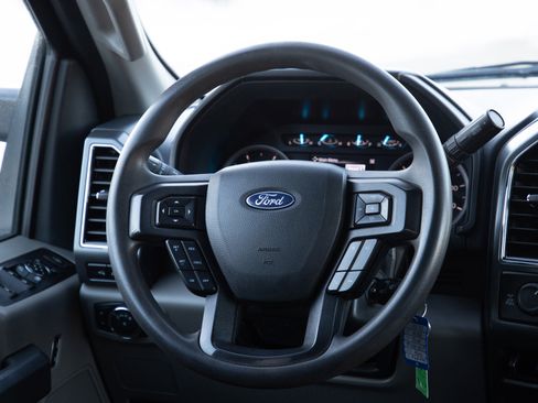 Used 2022 Ford F250 XLT w/ XLT Premium Package image 14