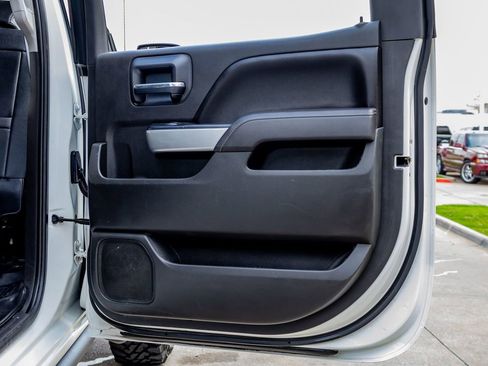 Used 2017 Chevrolet Silverado 1500 LT image 37