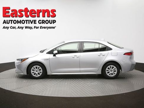 Used 2021 Toyota Corolla LE w/ Carpet Mat Package (TMS) image 58