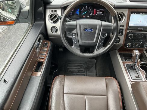 Used 2017 Ford Expedition EL King Ranch image 31