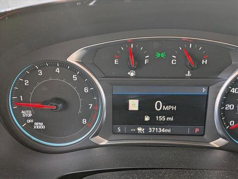 Used 2023 Chevrolet Traverse RS image 10