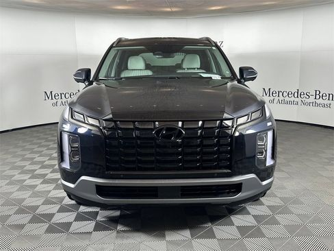 Used 2024 Hyundai Palisade Limited image 2