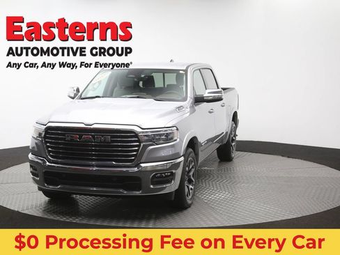 Used 2025 RAM 1500 Laramie AWD/4WD image 57