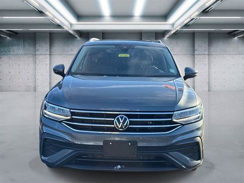 Used 2022 Volkswagen Tiguan SE image 23