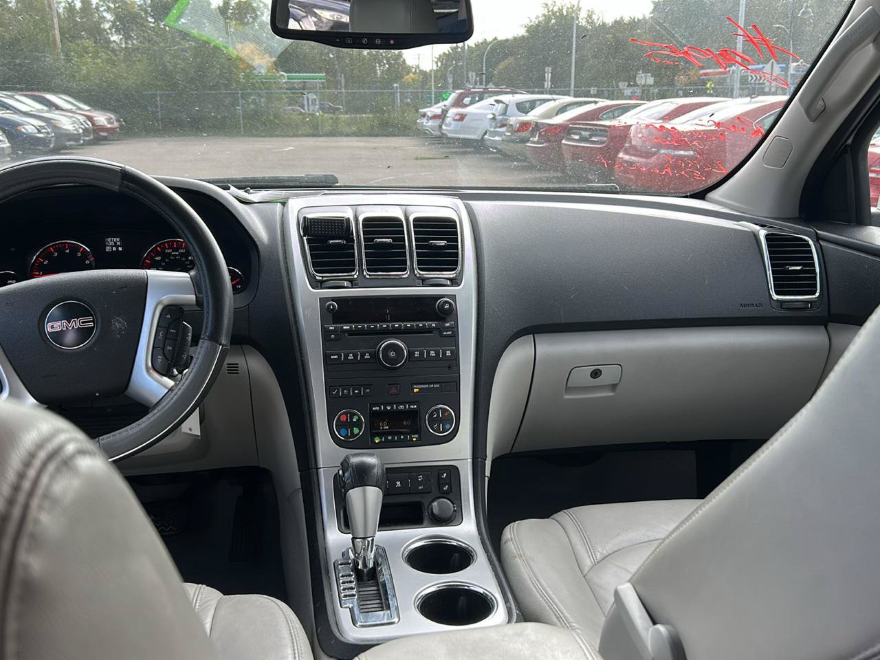 Used 2011 GMC Acadia SLT AWD/4WD image 10