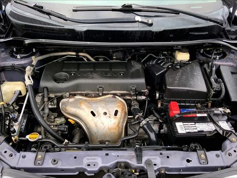 Used 2009 Pontiac Vibe w/ Preferred Package FWD image 29