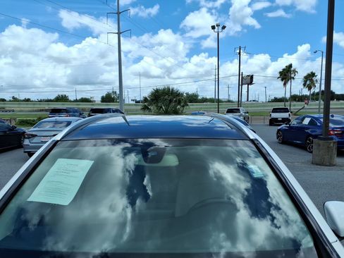 Used 2016 Mercedes-Benz GLC 300 image 10